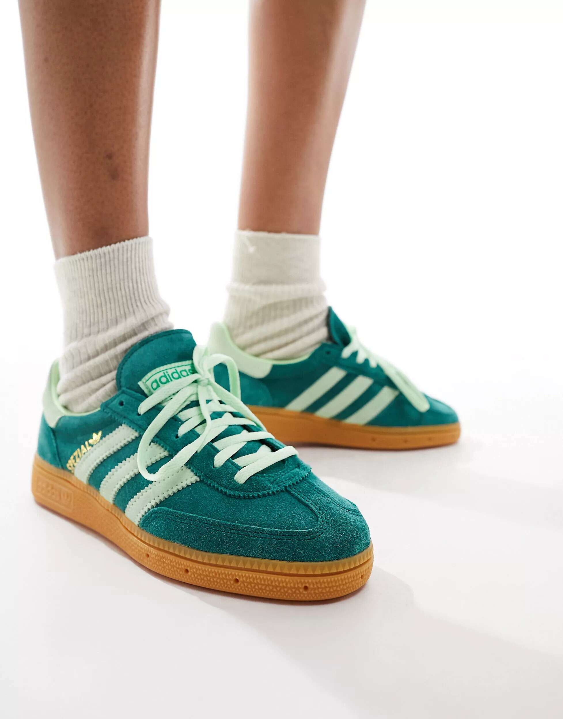 

Кроссовки adidas Originals Handball Spezial зеленого цвета и лайма, Зеленый