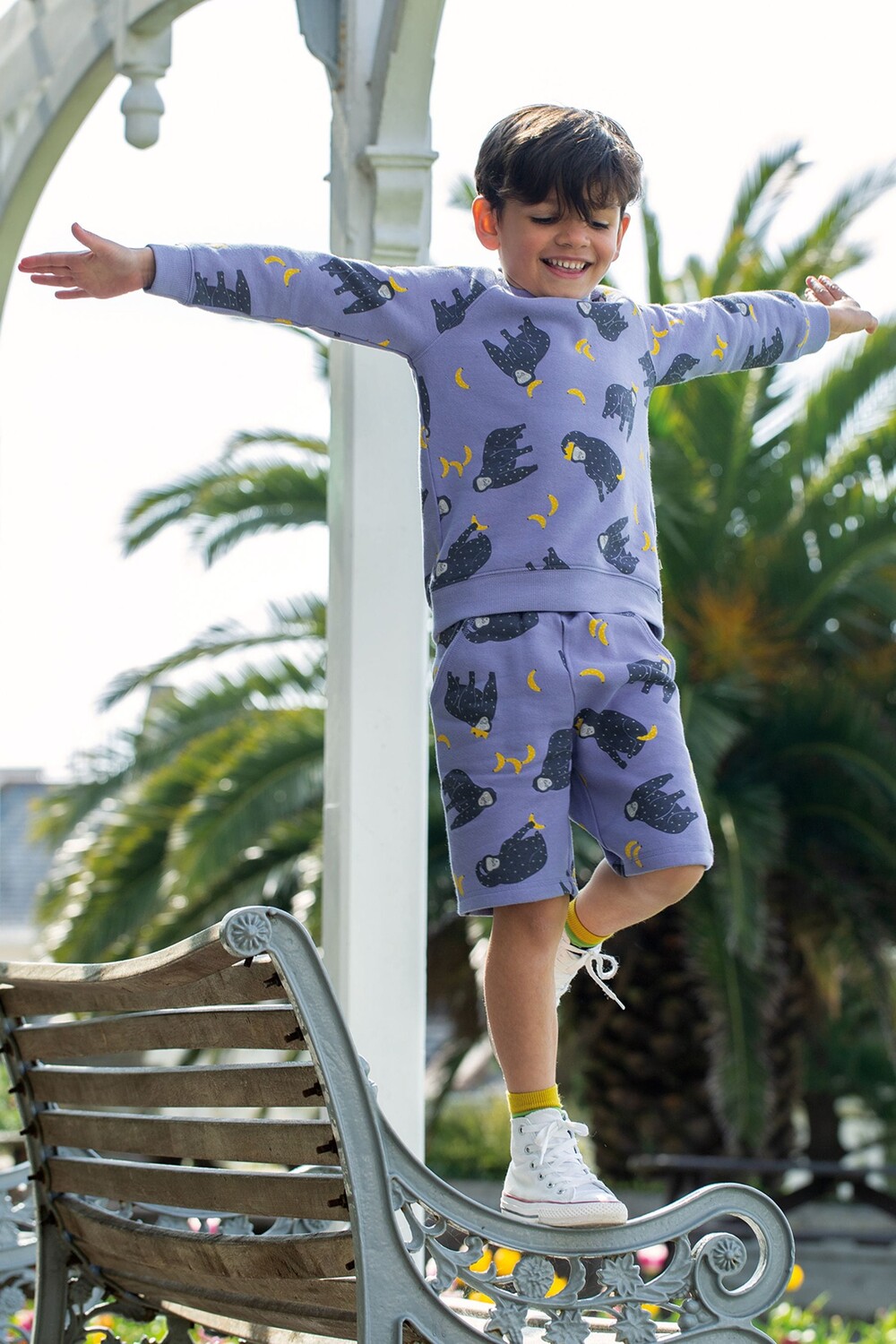 

Фиолетовые шорты Samson из натурального хлопка с принтом Frugi, фиолетовый