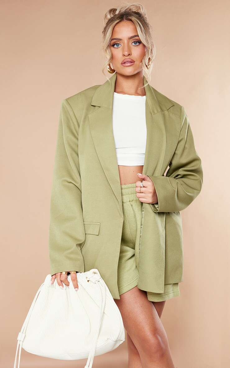 

PrettyLittleThing Зеленый пиджак оверсайз Petite Sage