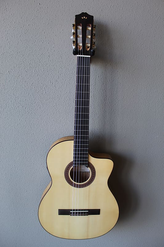 Акустическая гитара Brand New Cordoba C5-CET Limited Edition Acoustic/Electric Classical Guitar вал резиновый cet cet2439