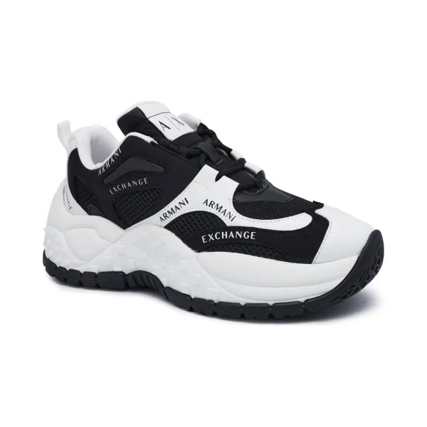 

Кроссовки Armani Exchange, черный