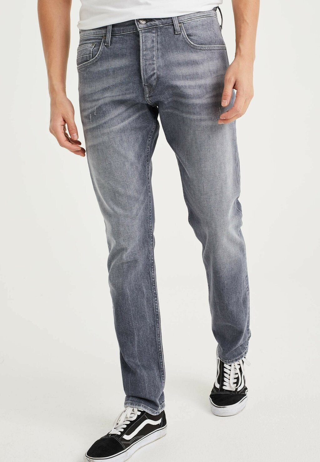 

Джинсы Slim fit WE Fashion