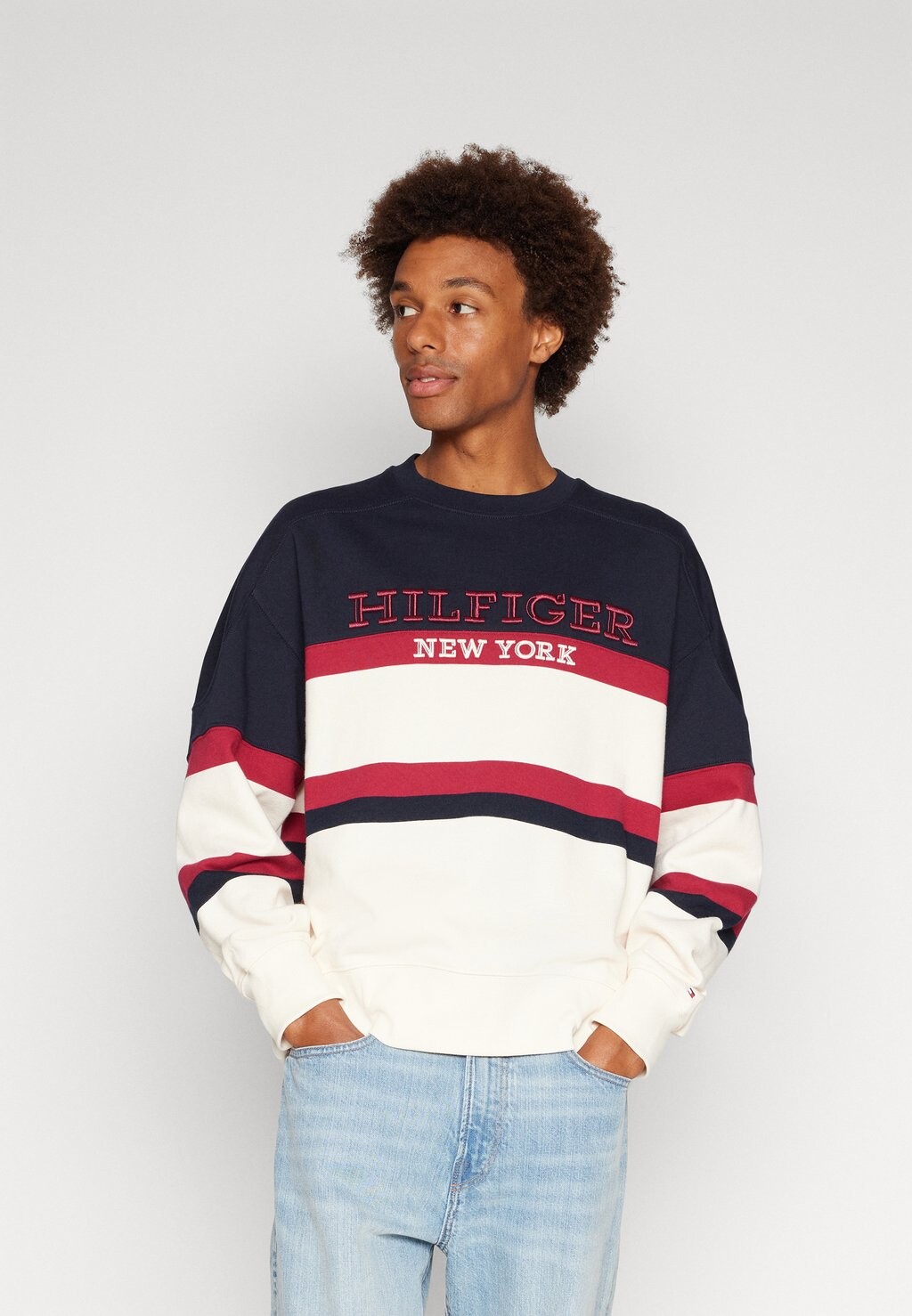 

Толстовка Monotype Tommy Hilfiger, цвет calico