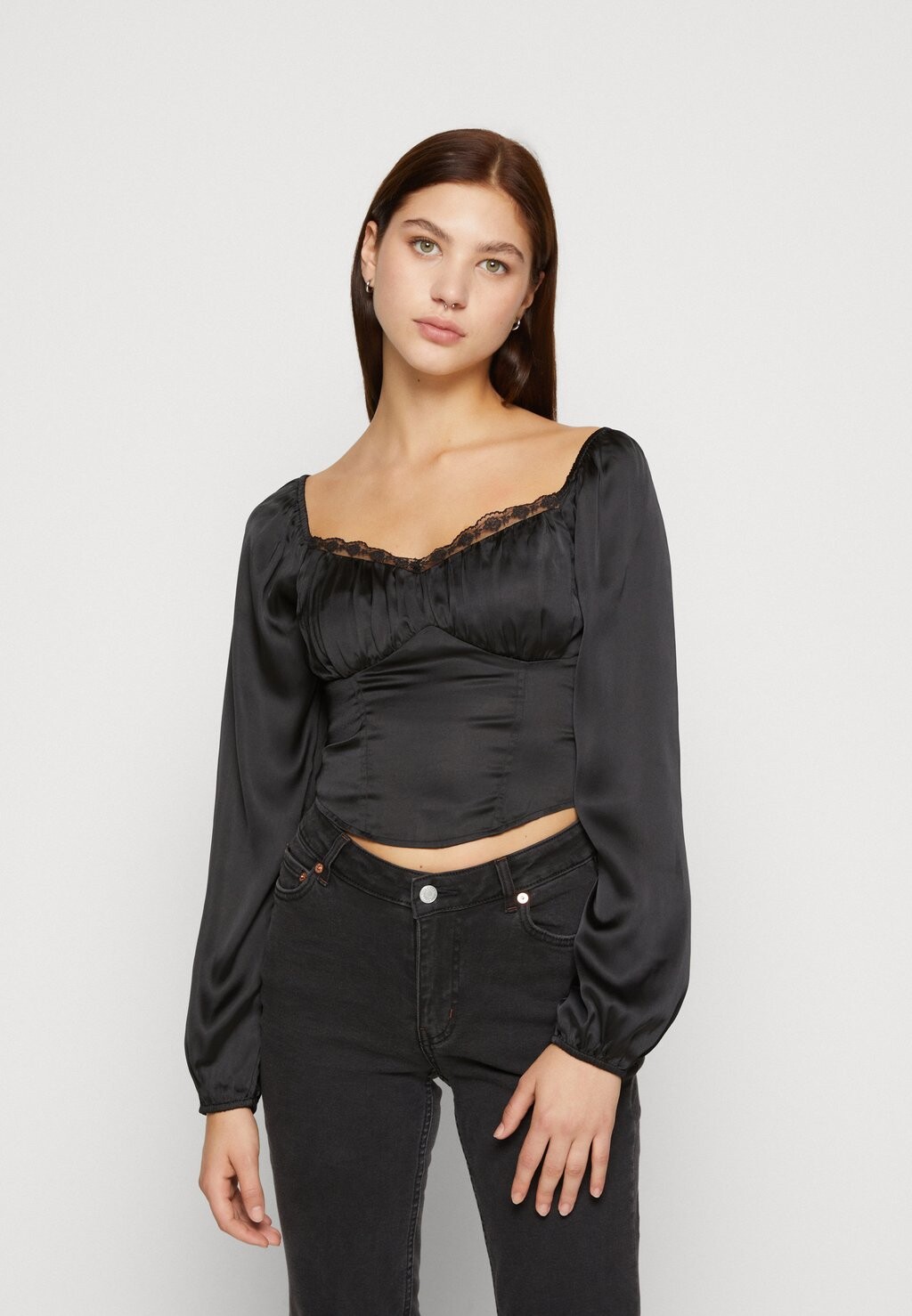

Блузка Hollister Co., черный