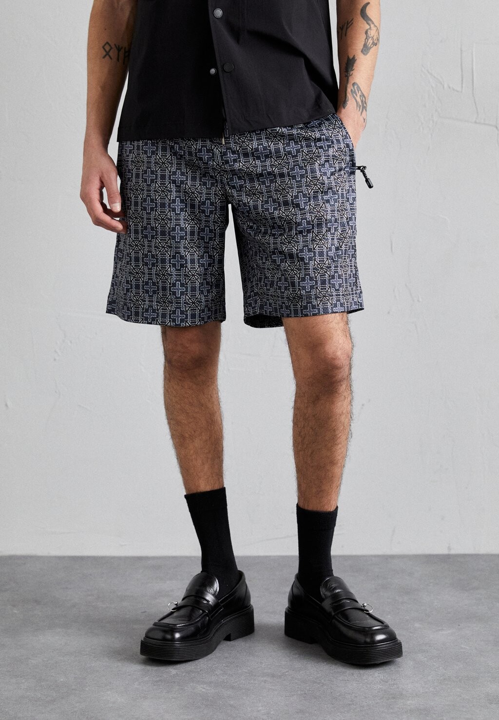 

Шорты PLUS Ksubi, цвет multi-coloured
