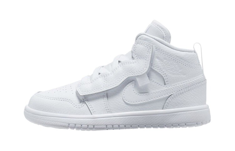

Детские баскетбольные кроссовки Jordan Air Jordan 1 BP