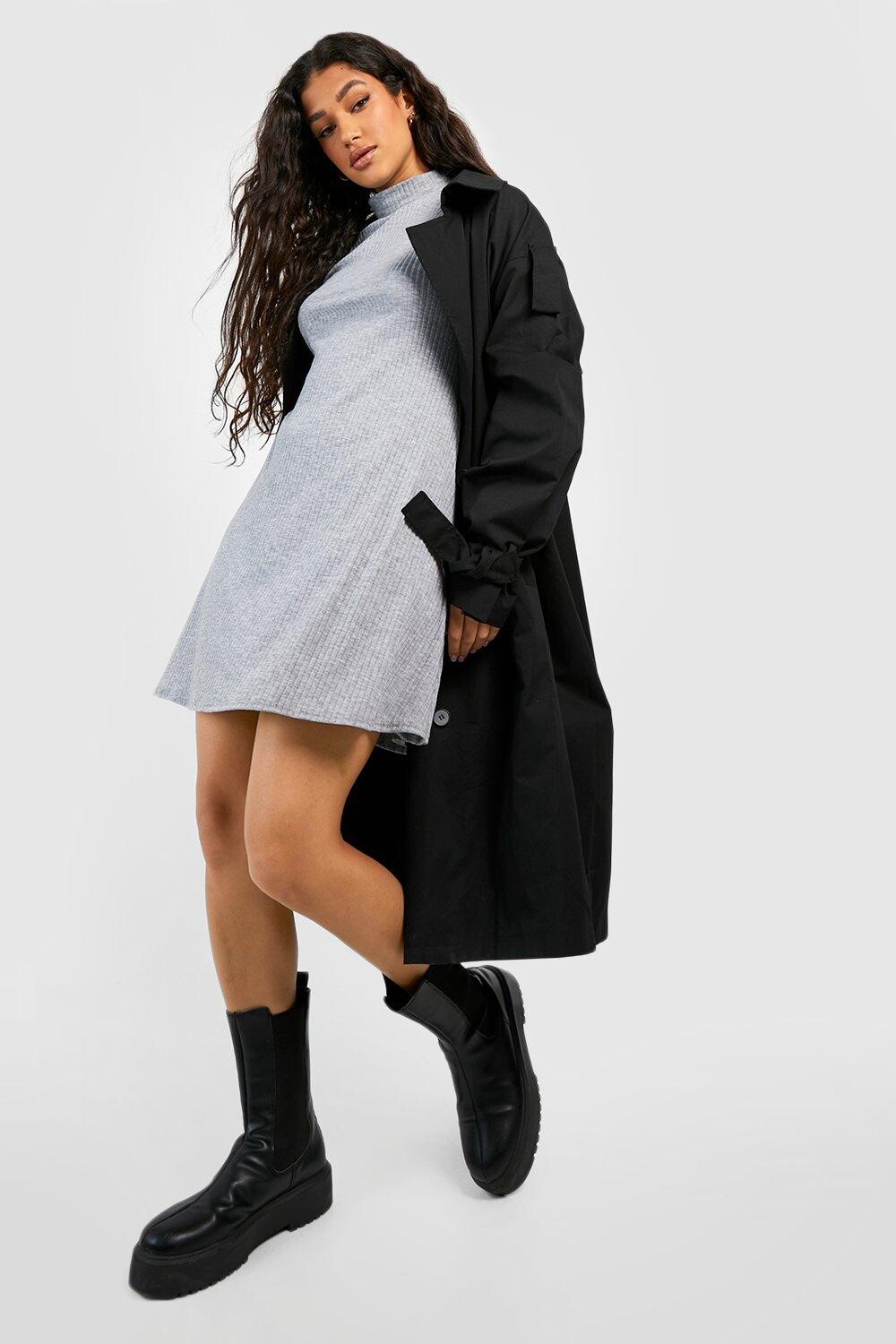 

Платье с высоким воротом в резинку Boohoo, серый
