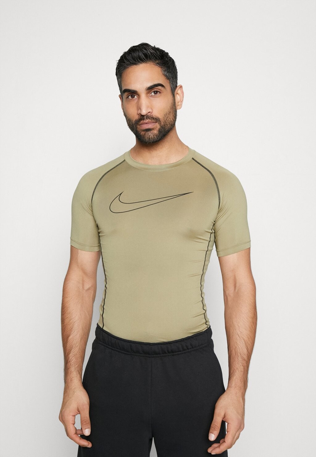 

Футболка Nike