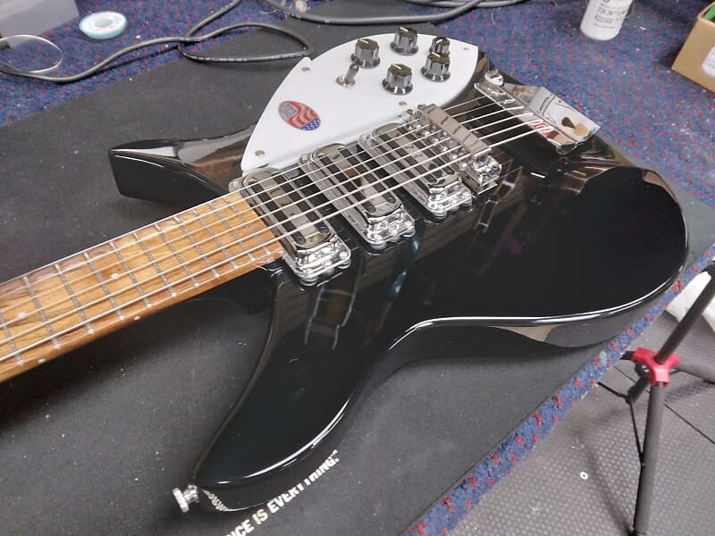 

Электрогитара Rickenbacker 325c64 2023 - Jetglo