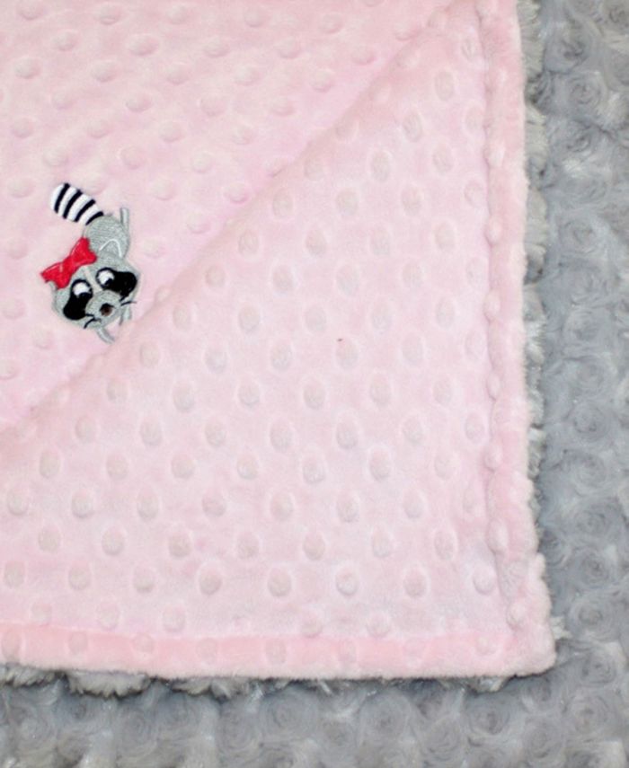 Одеяло Minky для девочки с вышитым енотом Lil' Cub Hub, розовый цена и фото