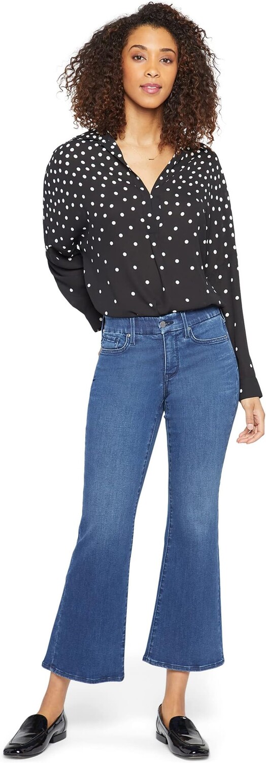 

Джинсы Waist Match Relaxed Flare in Rendezvous NYDJ, цвет Rendezvous