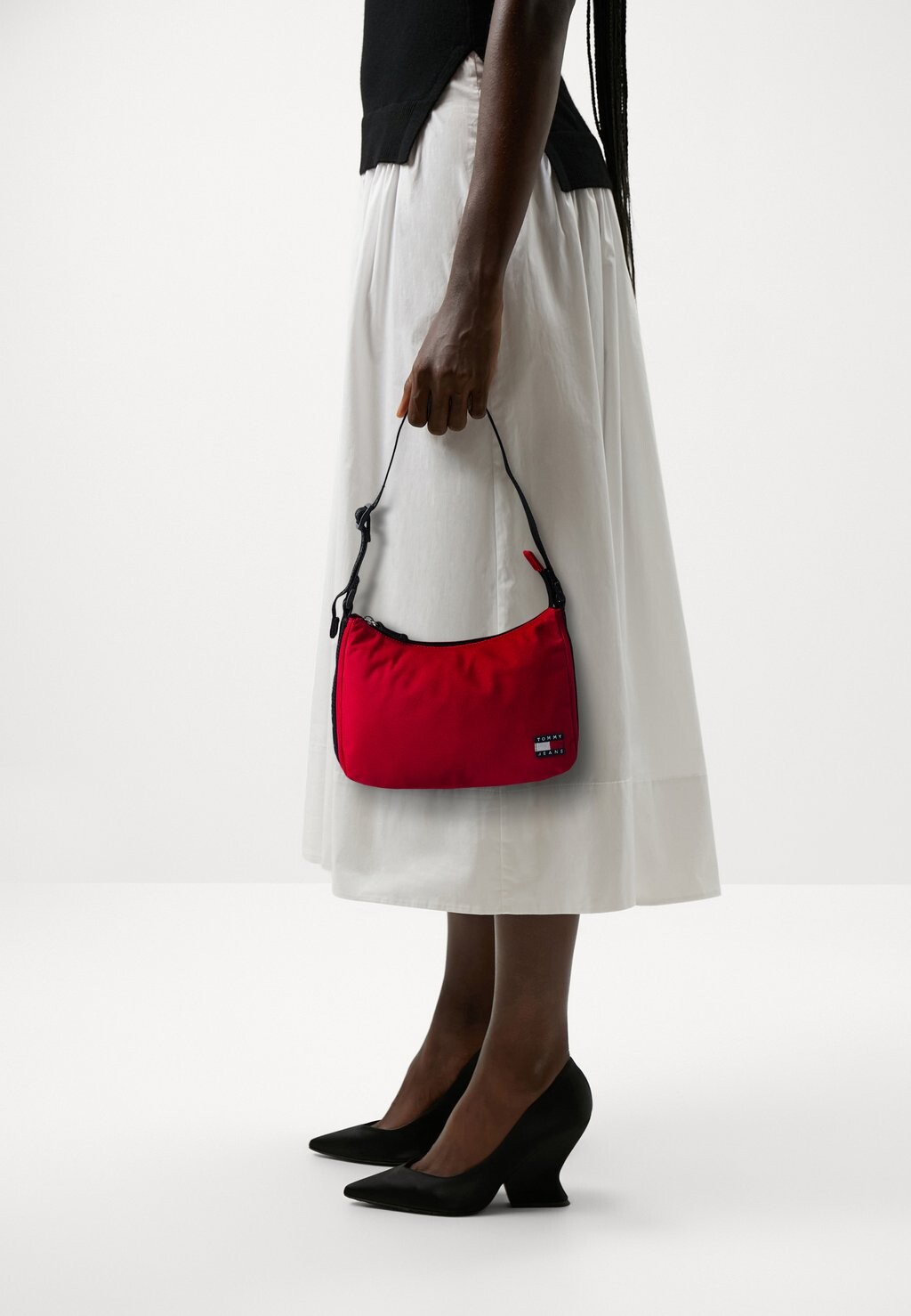 

Сумка через плечо DAILY SHOULDER BAG Tommy Jeans, цвет medium red