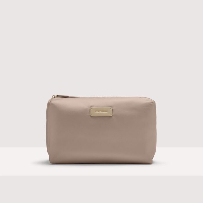 

Нейлоновая сумка для переноски Coccinelle TRAVEL ITEMS, розовый