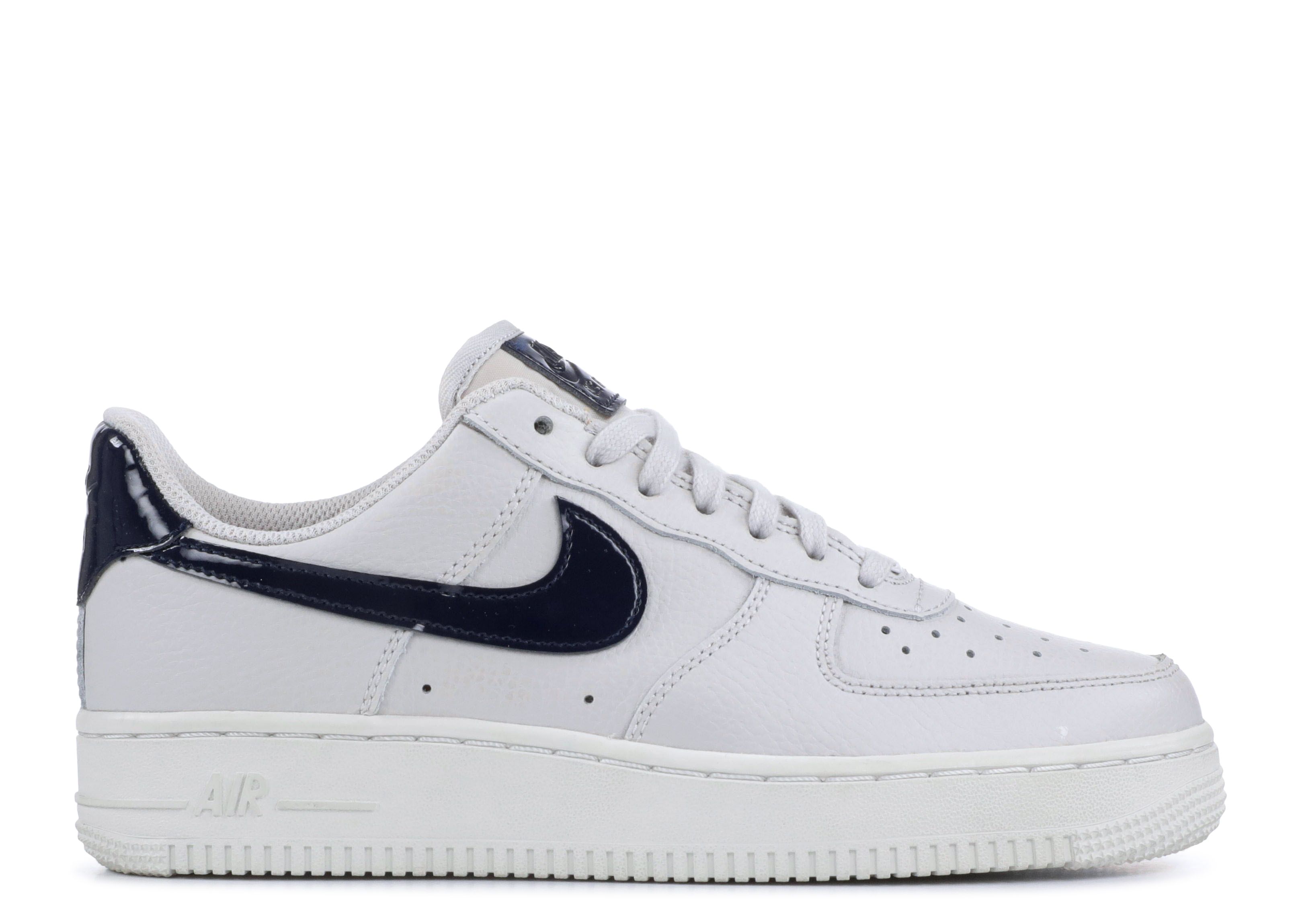 

Кроссовки Nike Wmns Air Force 1 '07 'Vast Grey Obsidian', серый