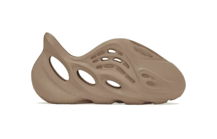 

Сандали спортивные TD Adidas Originals Yeezy Foam Runner
