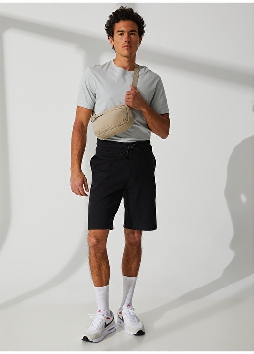 

Нормальные черные мужские спортивные штаны New Balance