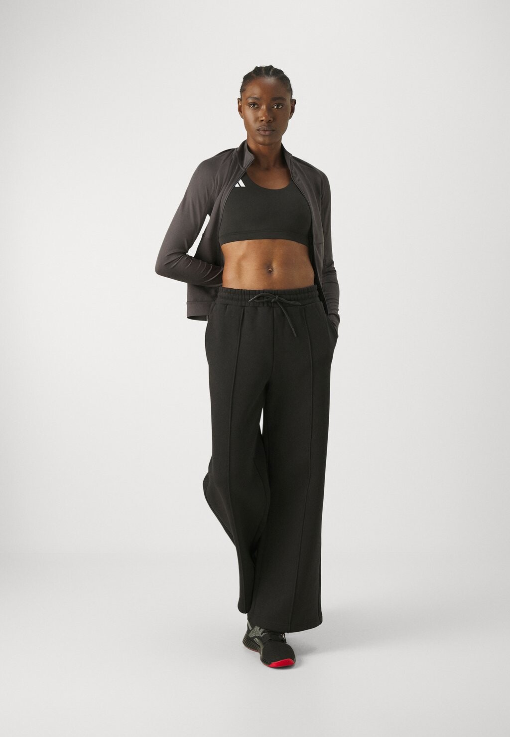 

Брюки тренировочного костюма Elevated Track Pant Sweaty Betty, черные