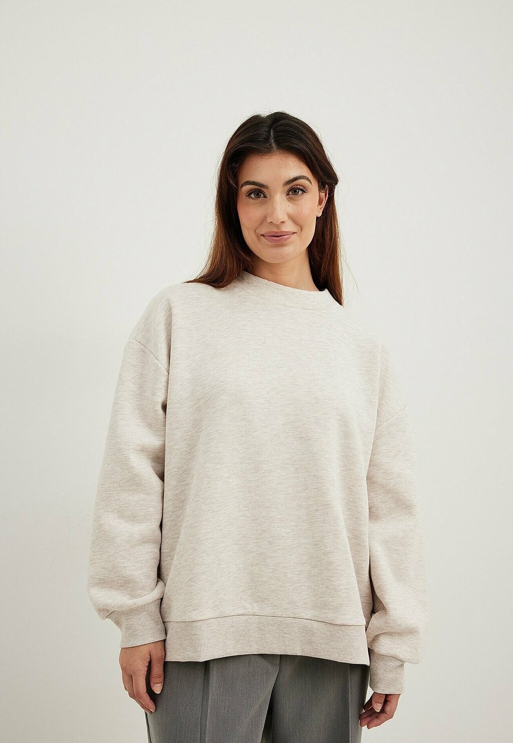 

Толстовка NA-KD MIT DETAIL, цвет beige melange