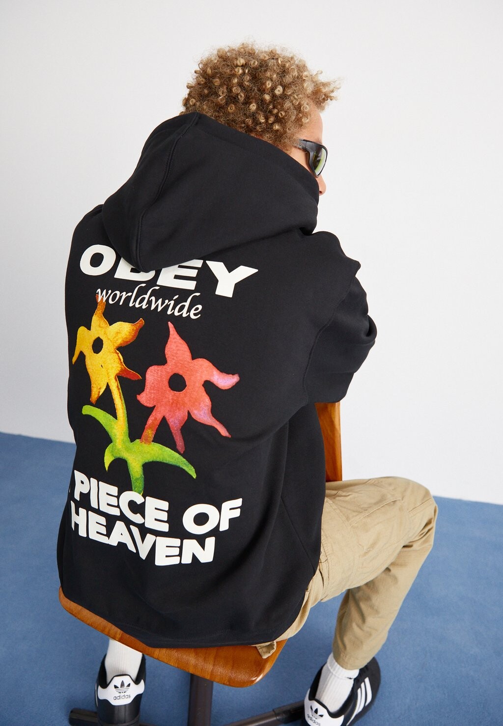 

Толстовка Obey Clothing A PIECE OF HEAVEN, черный