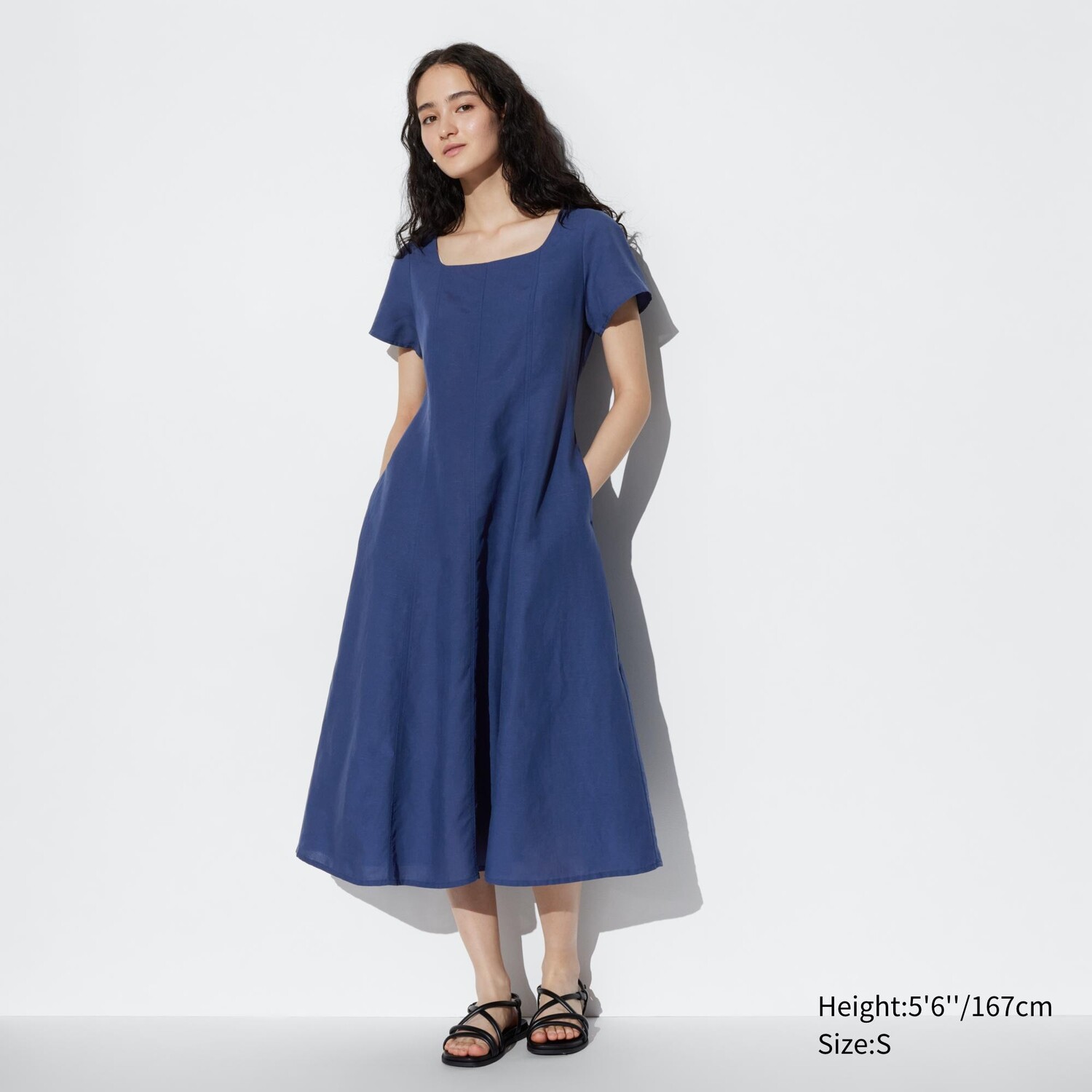 

Платье из льна с квадратным вырезом UNIQLO, синий