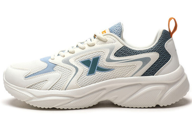 

Кроссовки мужские с низким верхом Sail White / Twilight Blue / Sunset Mist Blue Xtep
