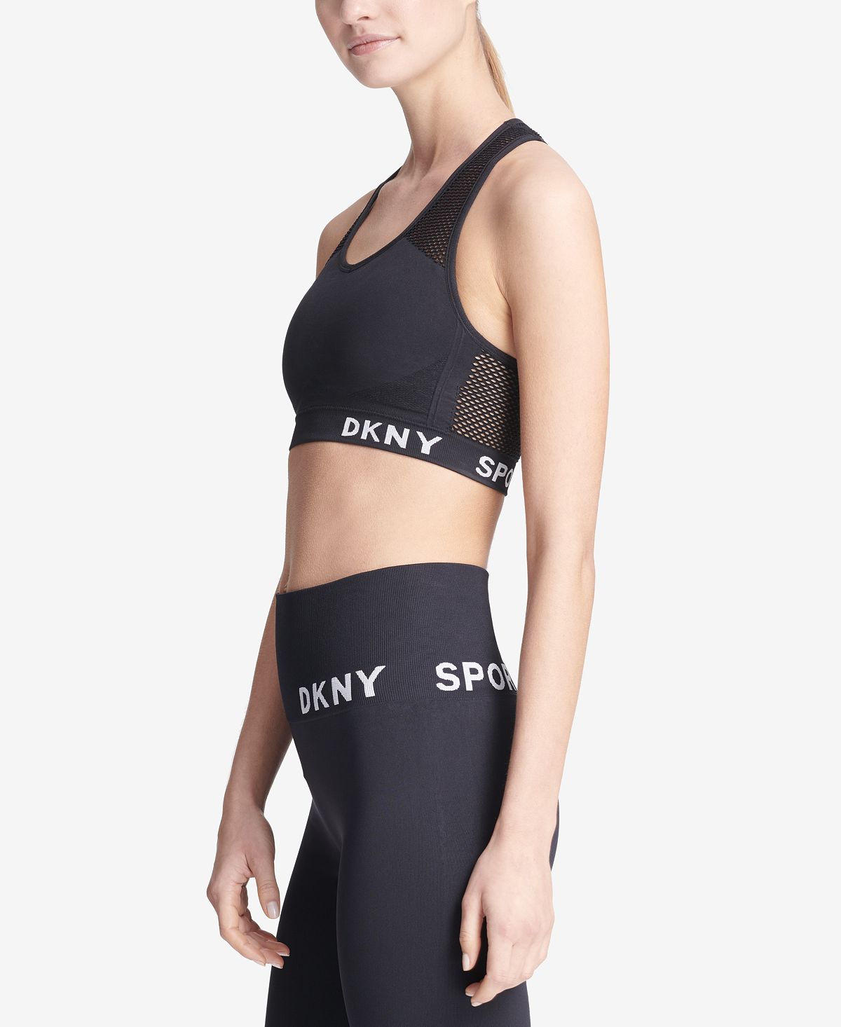 Dkny sport. Майка DKNY Sport. Спортивный топ с сеточкой. Спортивный комплект DKNY. Топы DKNY женские.