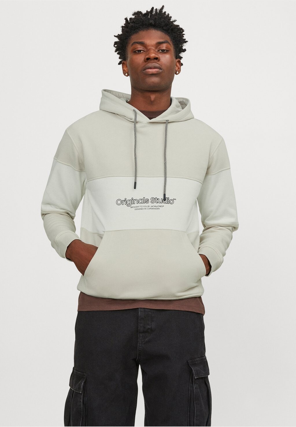 

Толстовка JORLAKEWOOD BF LN Jack & Jones, деталь лунного света:блокировка
