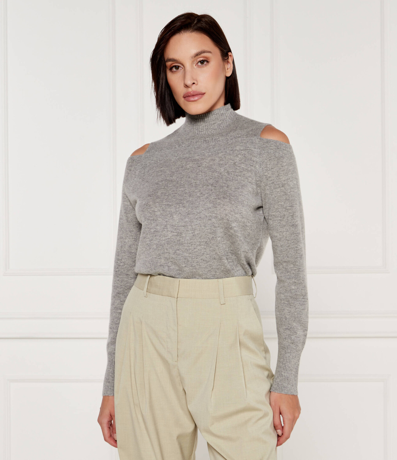 

Свитер из шерсти RIANI Regular Fit, серый