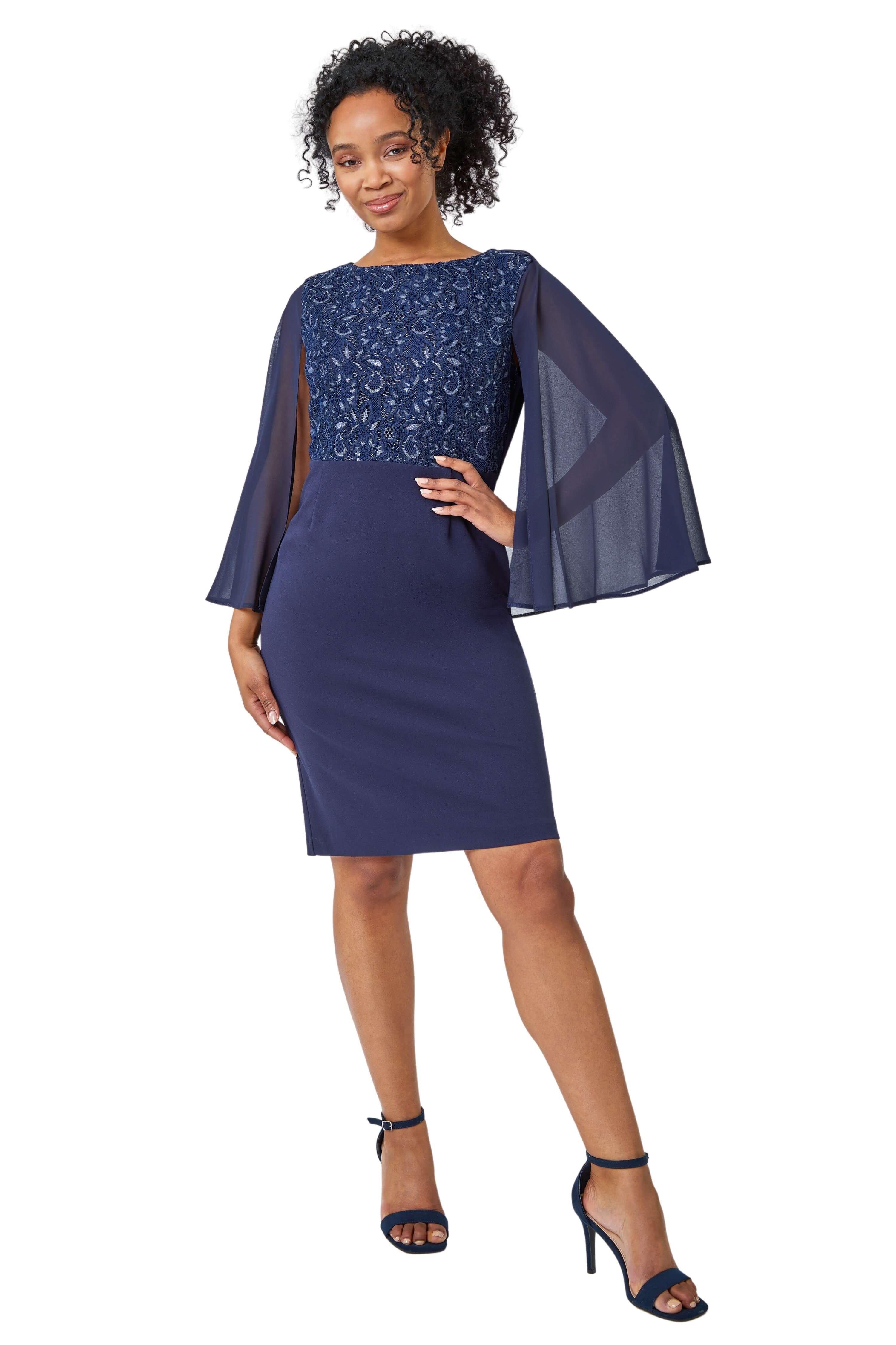цена Миниатюрное кружевное шифоновое платье с накидкой и рукавами Roman, синий