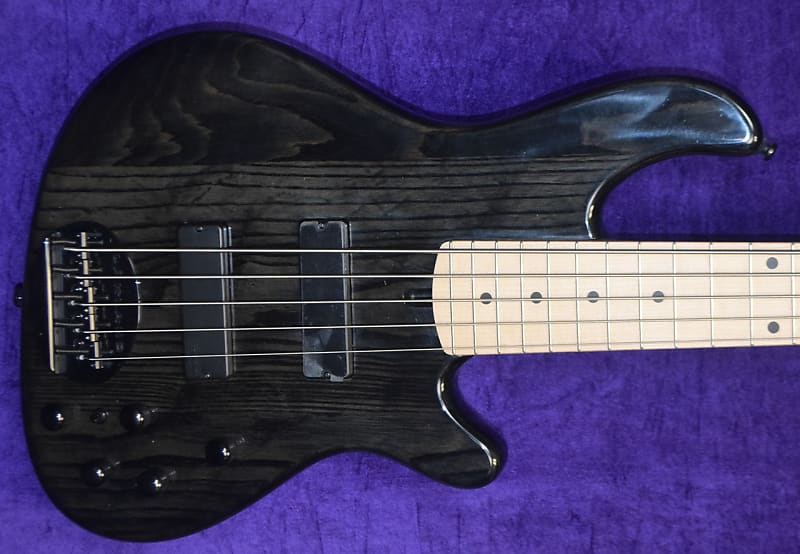 Басс гитара Lakland Skyline 55-OS, Trans Black / Maple басс гитара lakland skyline 44 64 gz fretless trans purple lined ebony