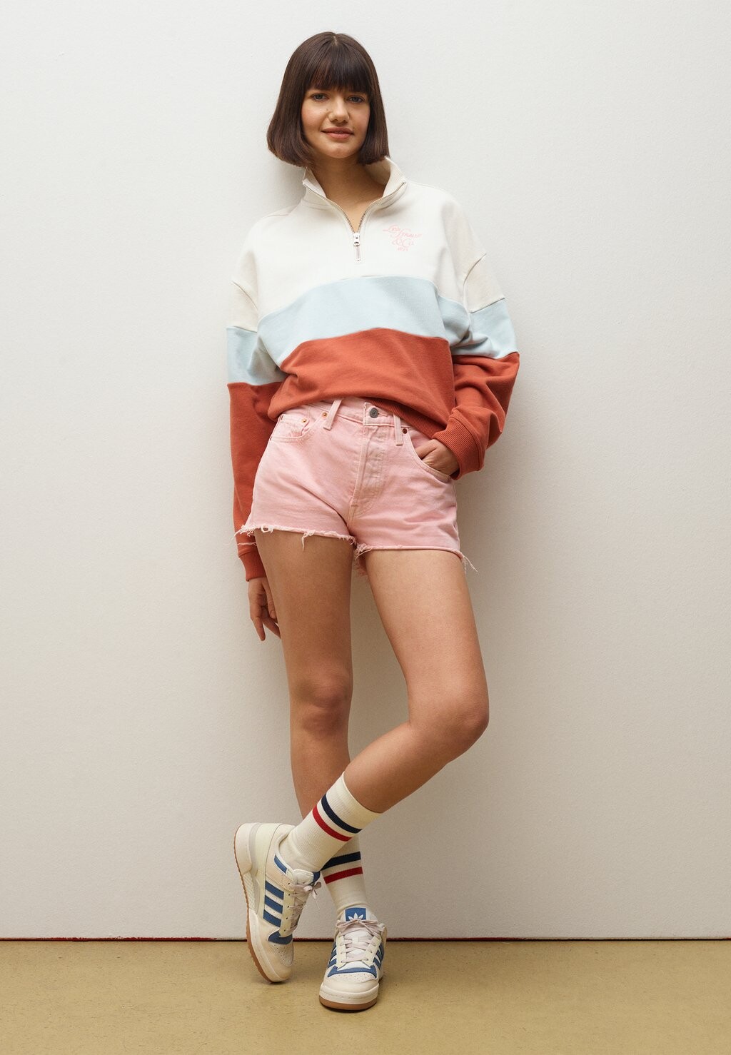 

Джинсовые шорты Levi's