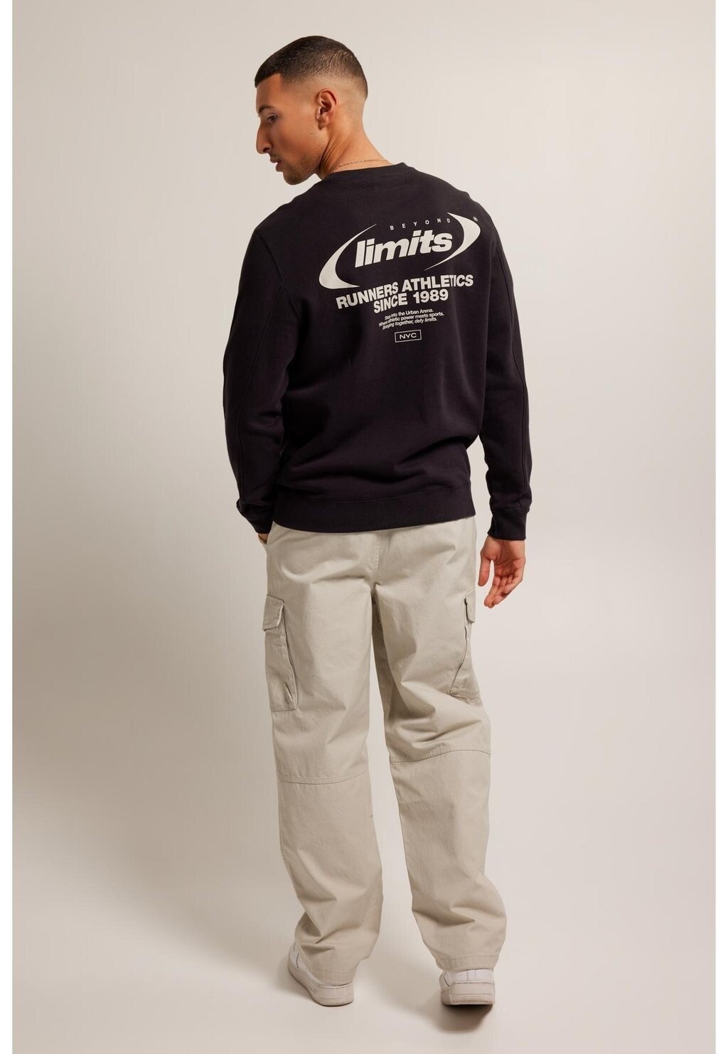 

Толстовка SYLVER CREW America Today, цвет washed black