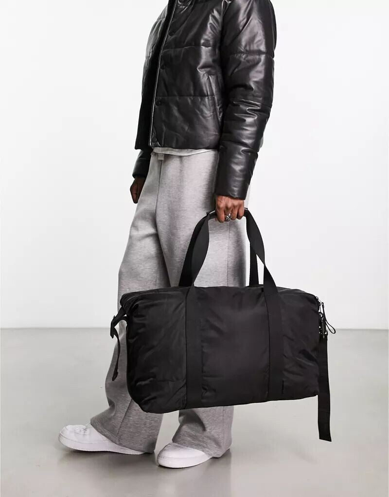 

Черная дорожная сумка AllSaints Mto