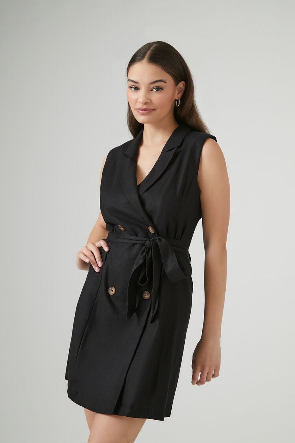 

Льняное платье с запахом и без рукавов Forever 21, черный