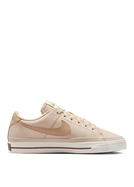

Белые женские повседневные кроссовки DH3161-107 WMNS COURT LEGACY N Nike, белый