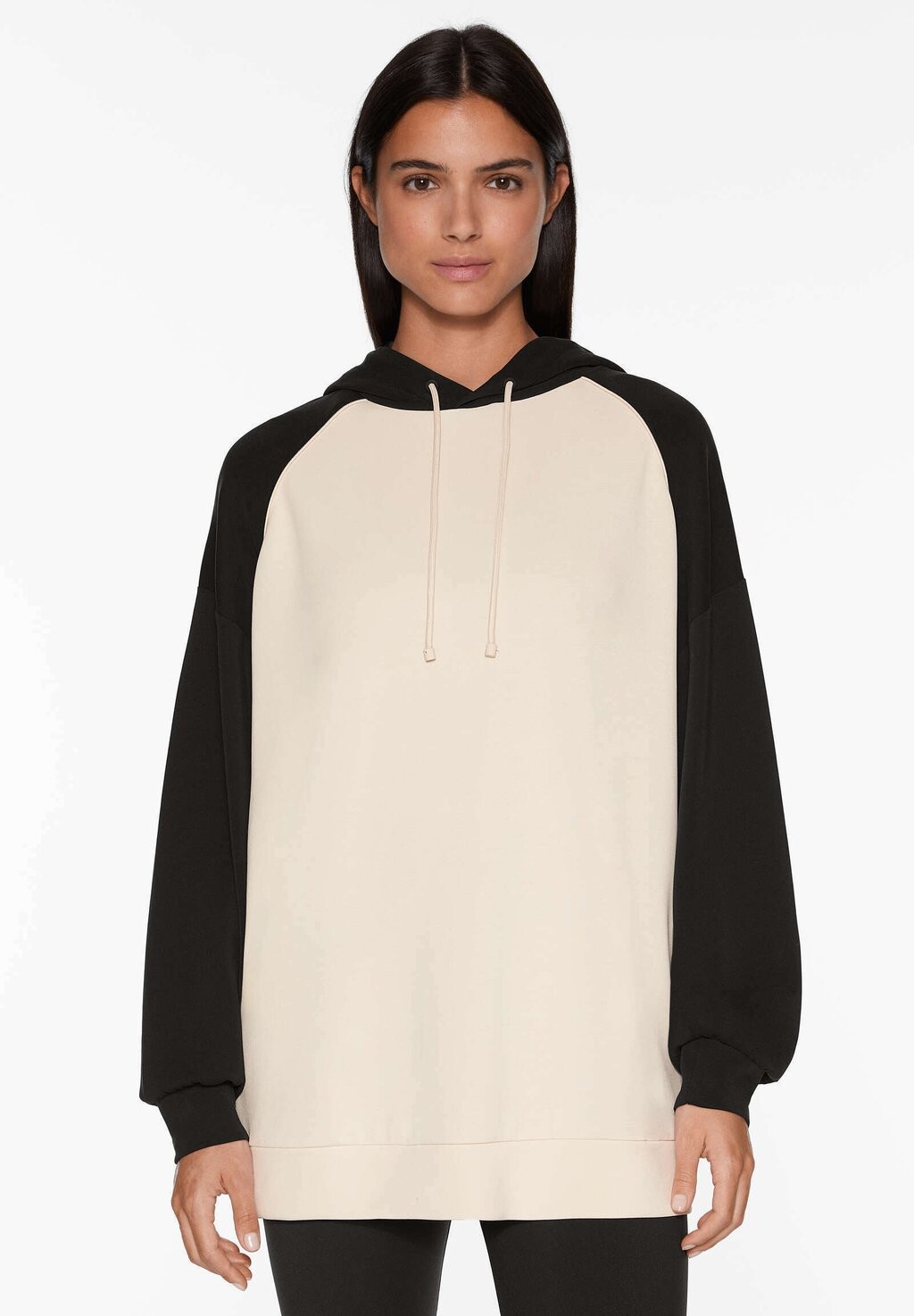 

Толстовка SOFT TOUCH OVERSIZE SWEATSHIRT OYSHO, цвет black