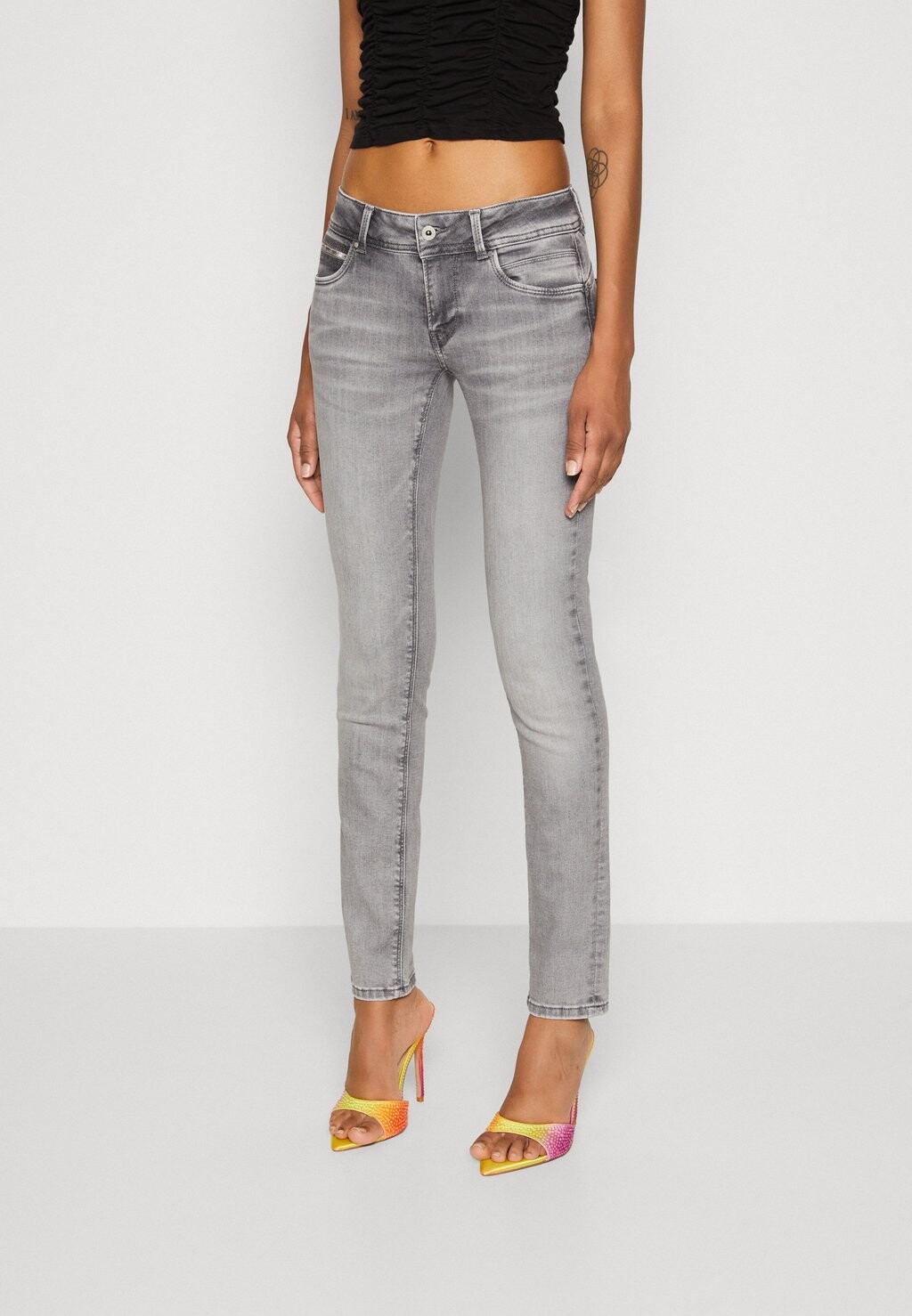 

Джинсы облегающего кроя Pepe Jeans New Brooke, синий