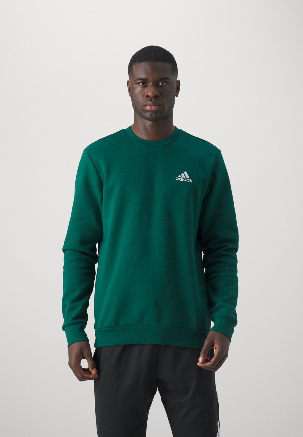 

Толстовка adidas Sportswear ESSENTIALS, цвет collegiate green