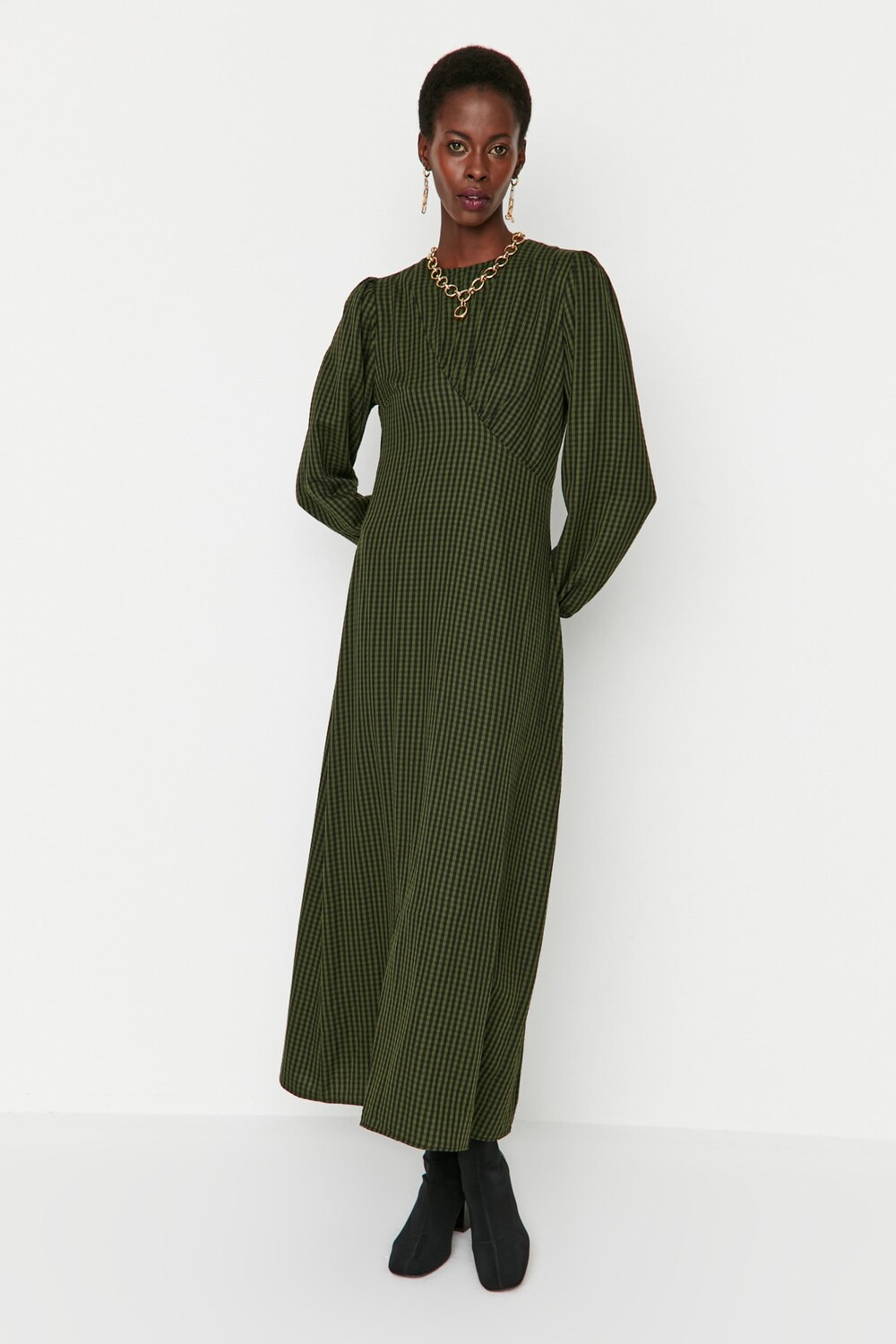 

Платье - Хаки - А-силуэт Trendyol Modest, хаки