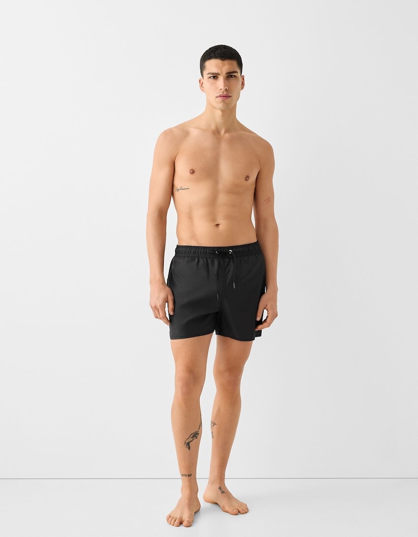 

Короткие плавки-шорты Bershka, черный