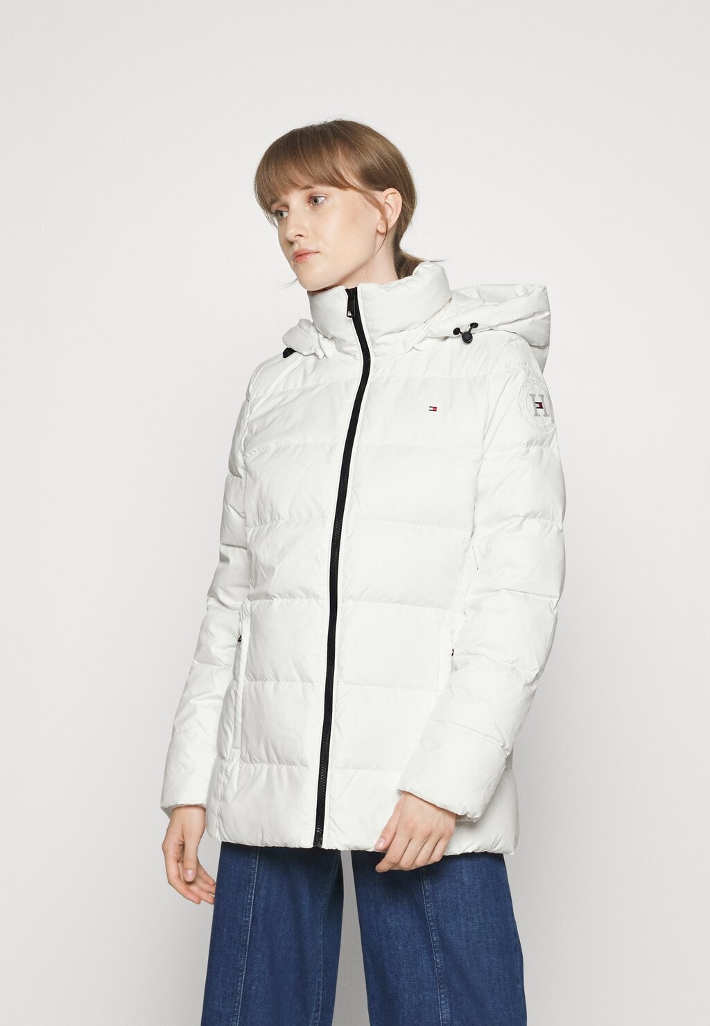 

Пуховик Tommy Hilfiger