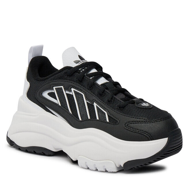

Кроссовки adidas Ozgaia, черный