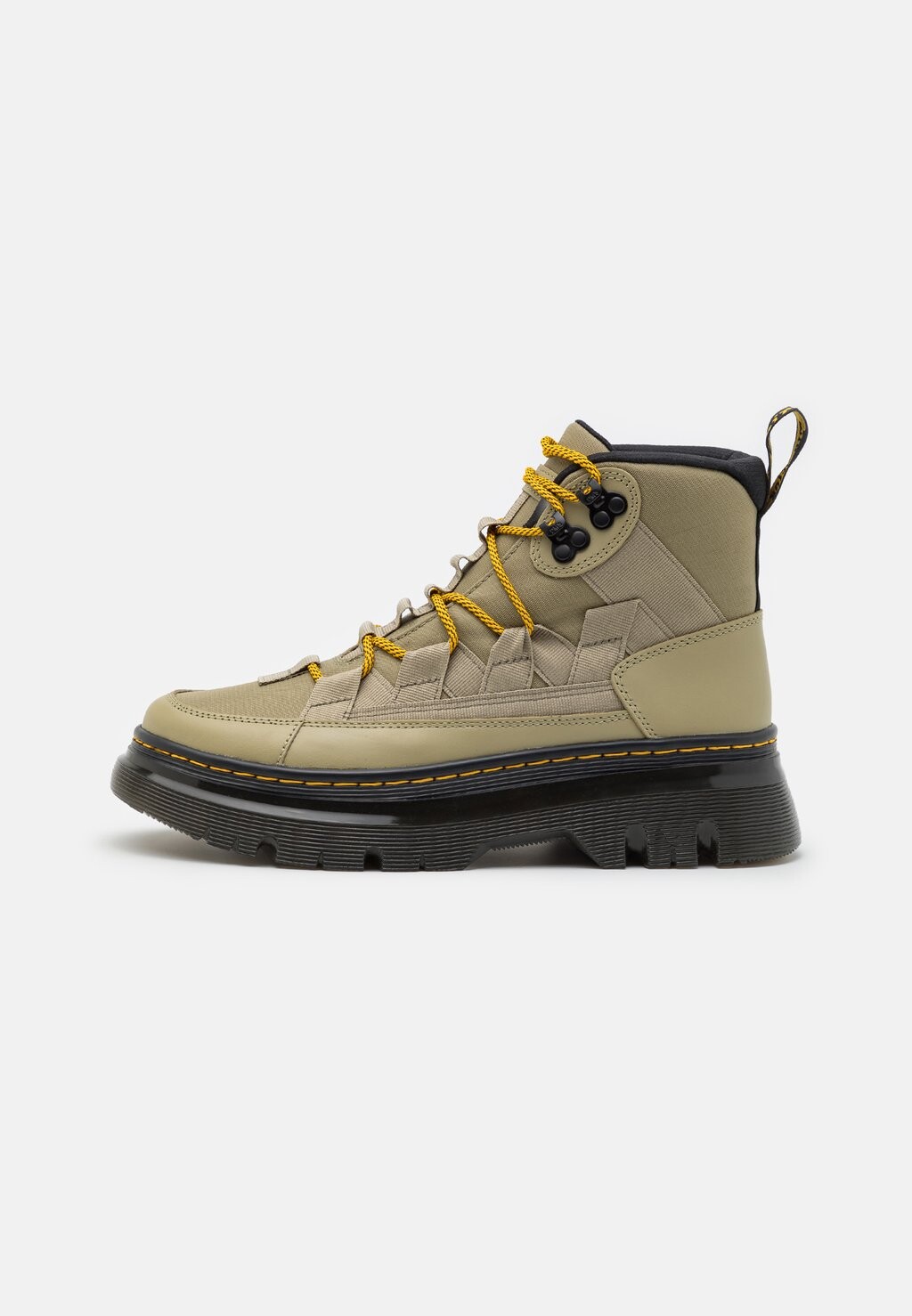 

Ботильоны на шнуровке Dr. Martens
