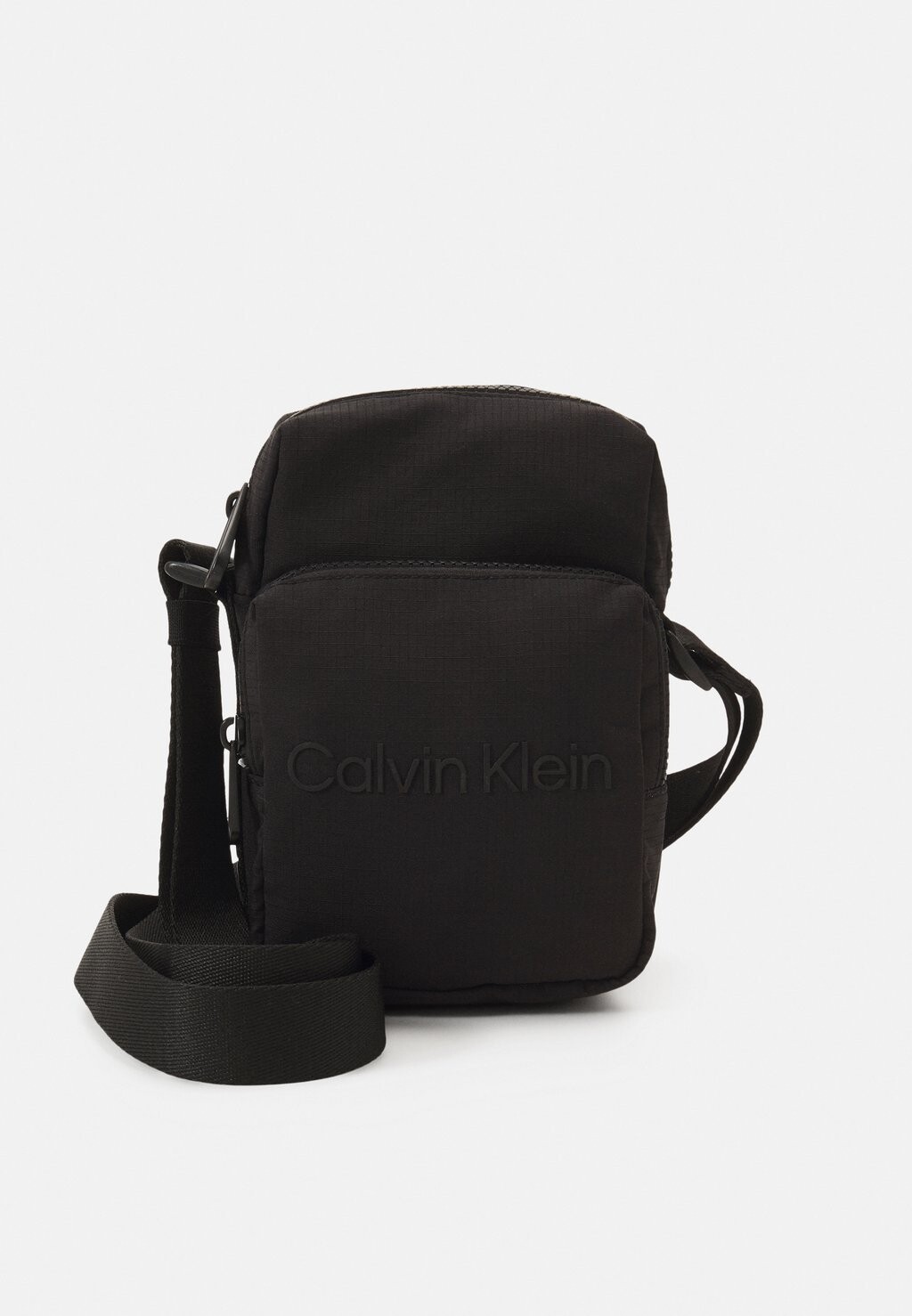 

Сумка через плечо Calvin Klein, черный