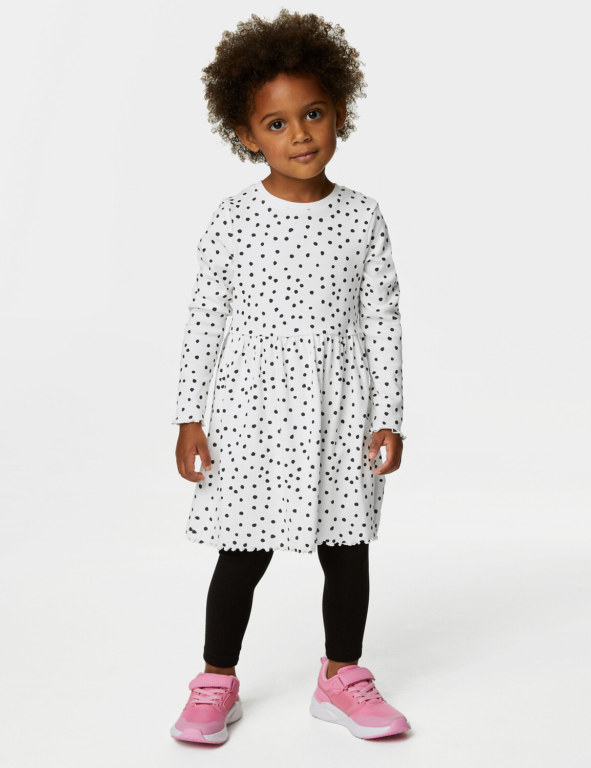 

Хлопковое пятнистое платье (2–8 лет) Marks & Spencer, белый