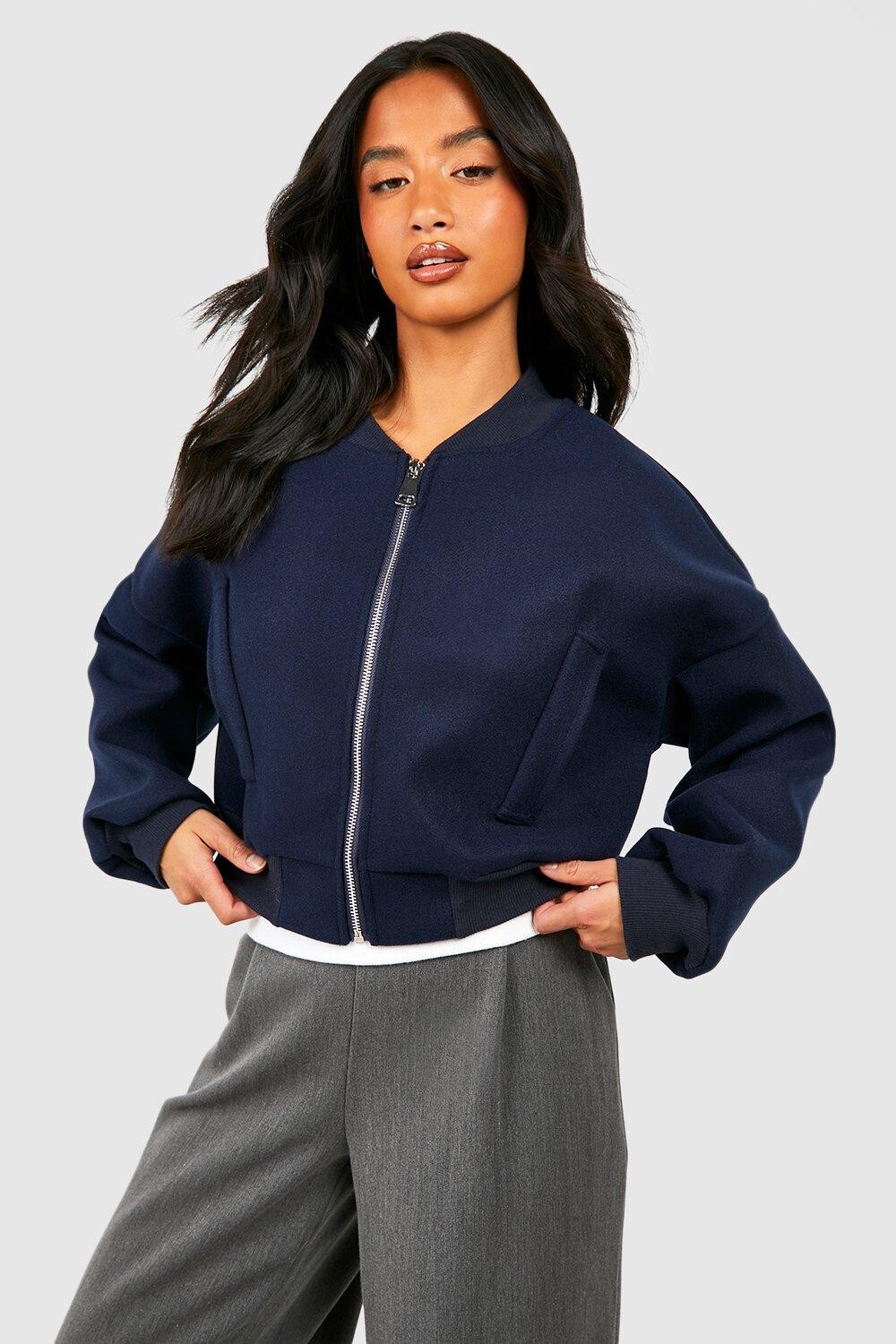 

Укороченный бомбер Petite из шерстяной ткани boohoo, темно-синий