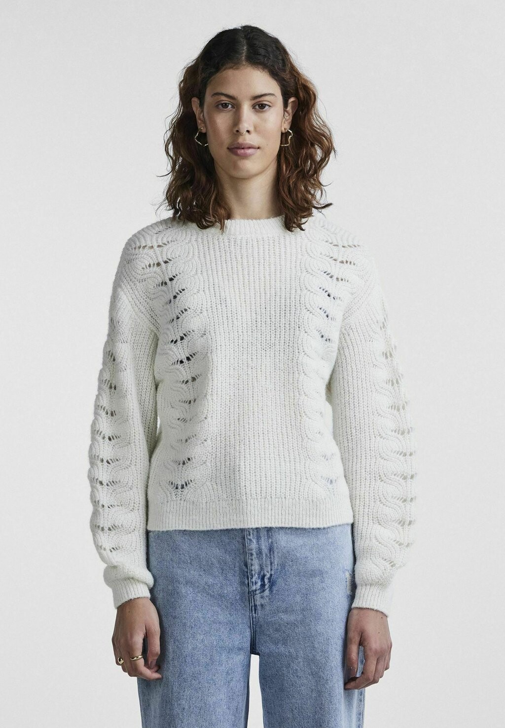 

Свитшот Pieces PCSCARLETT O NECK, цвет cloud dancer