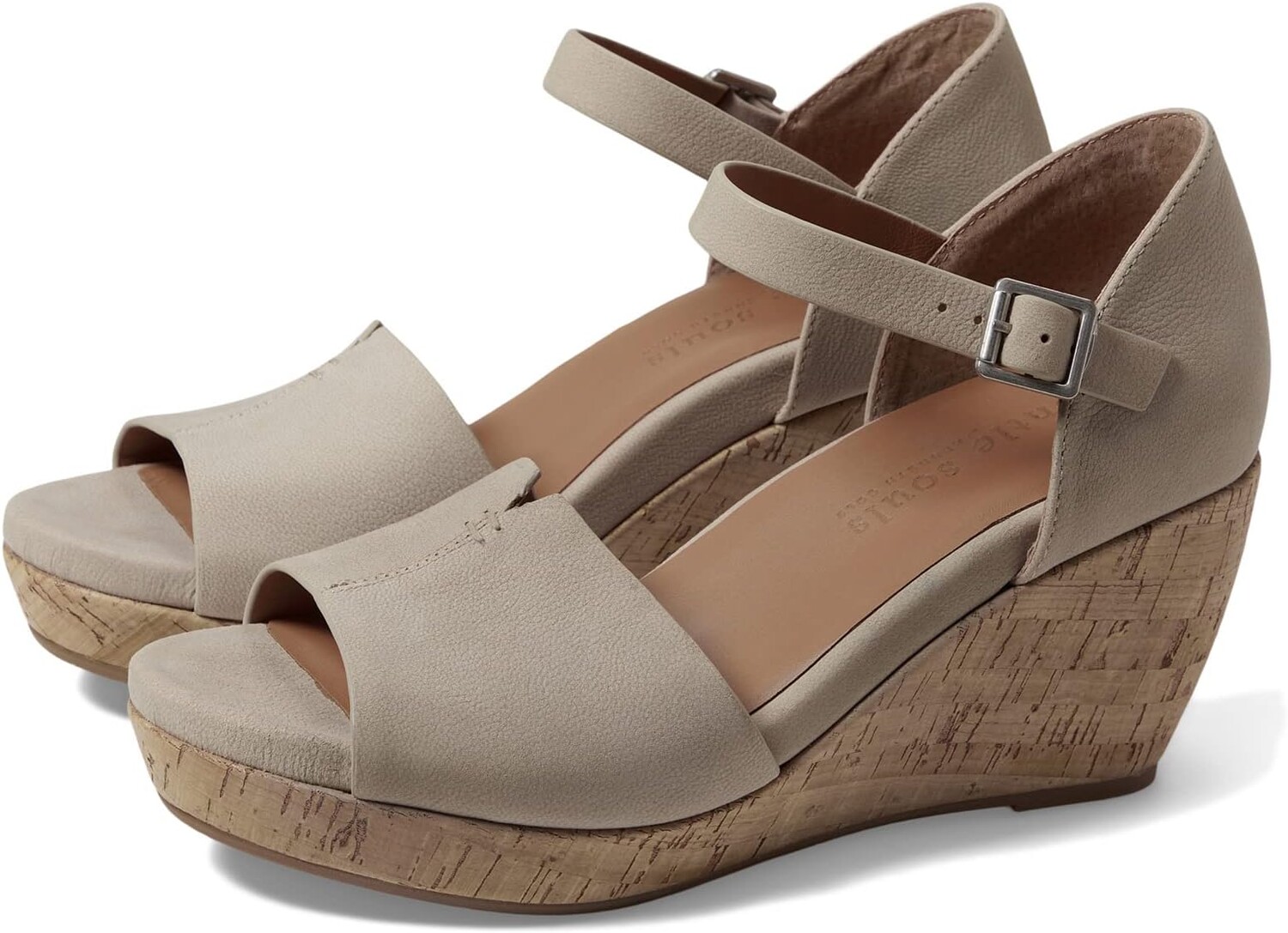 

Босоножки Vera Gentle Souls by Kenneth Cole, цвет Mushroom Nubuck
