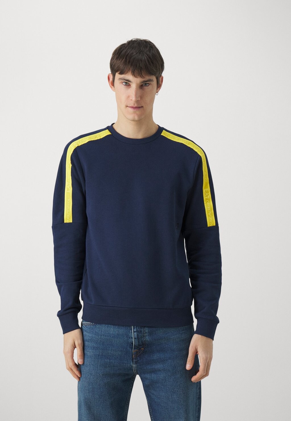 

Толстовка с капюшоном EA7 Emporio Armani, темно-синий