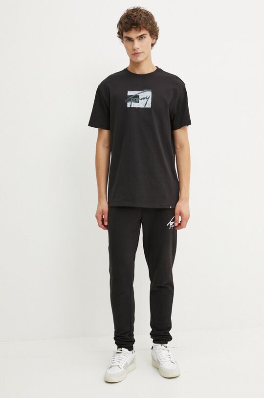 

Футболка Tommy Jeans, черный